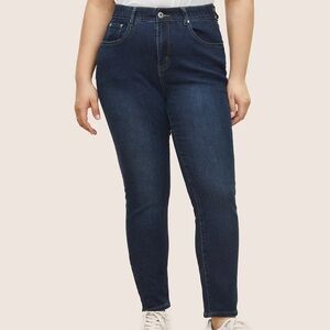 BloomChic Skinny Very Stretchy High Rise Dark Wash Gap Proof Jeans. Size 20